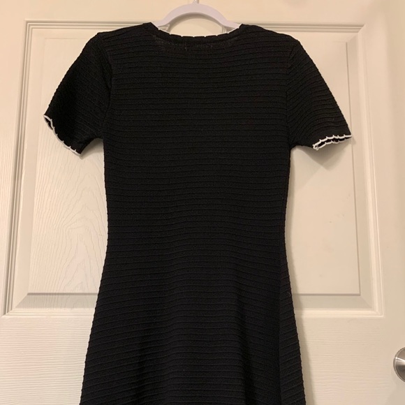 Corrugated black dress w/ white hems NWT - Picture 3 of 6